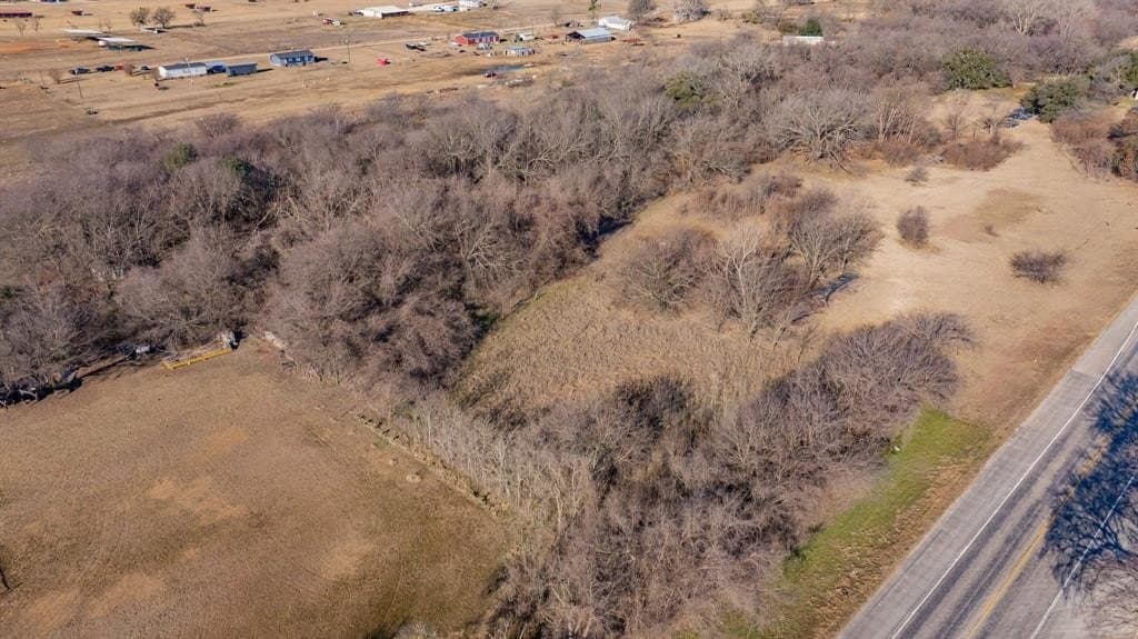 2 acres in Erath County - photo 7