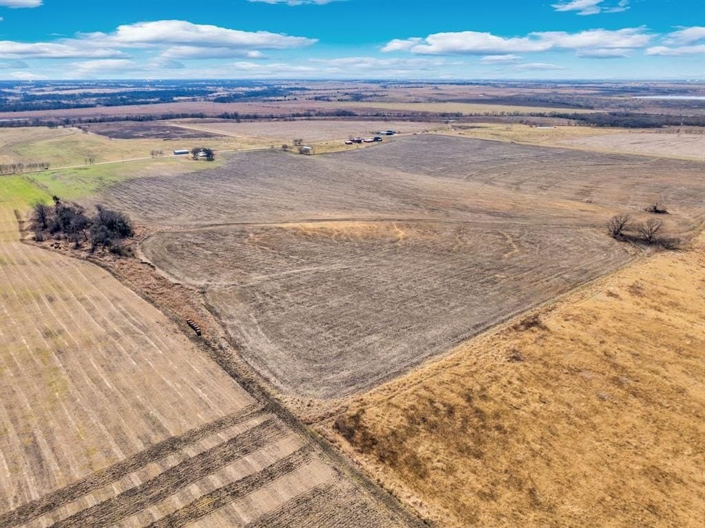 49.34 acres in Ellis County - photo 9