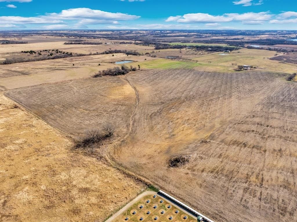 49.34 acres in Ellis County - photo 15