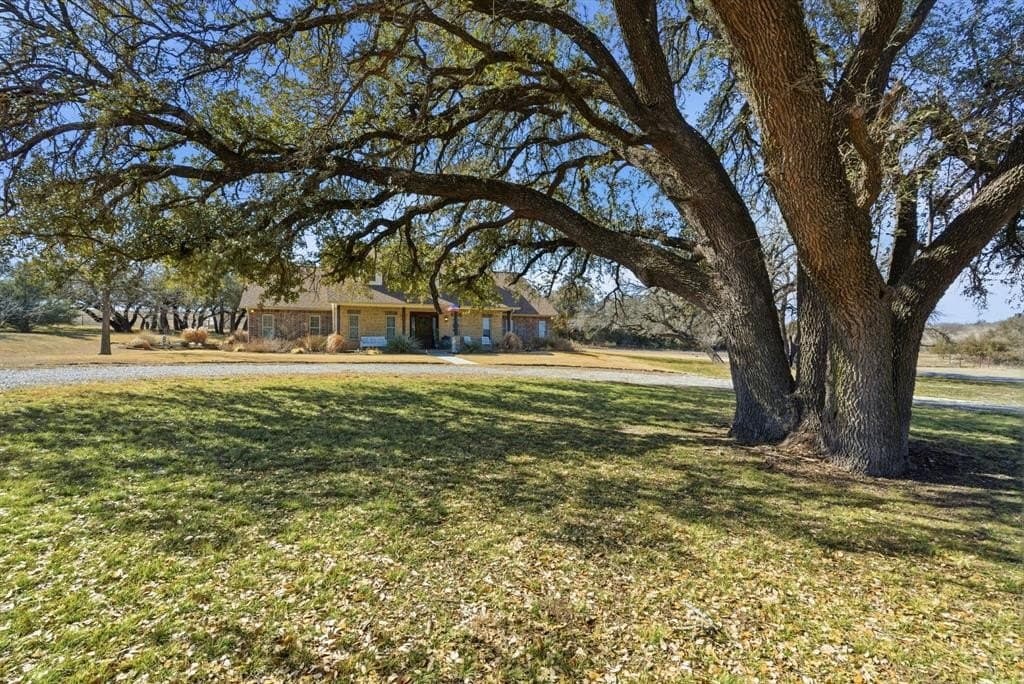 56.85 acres in Comanche County - photo 2