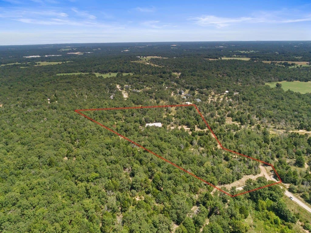 18.95 acres in Henderson County - photo 41