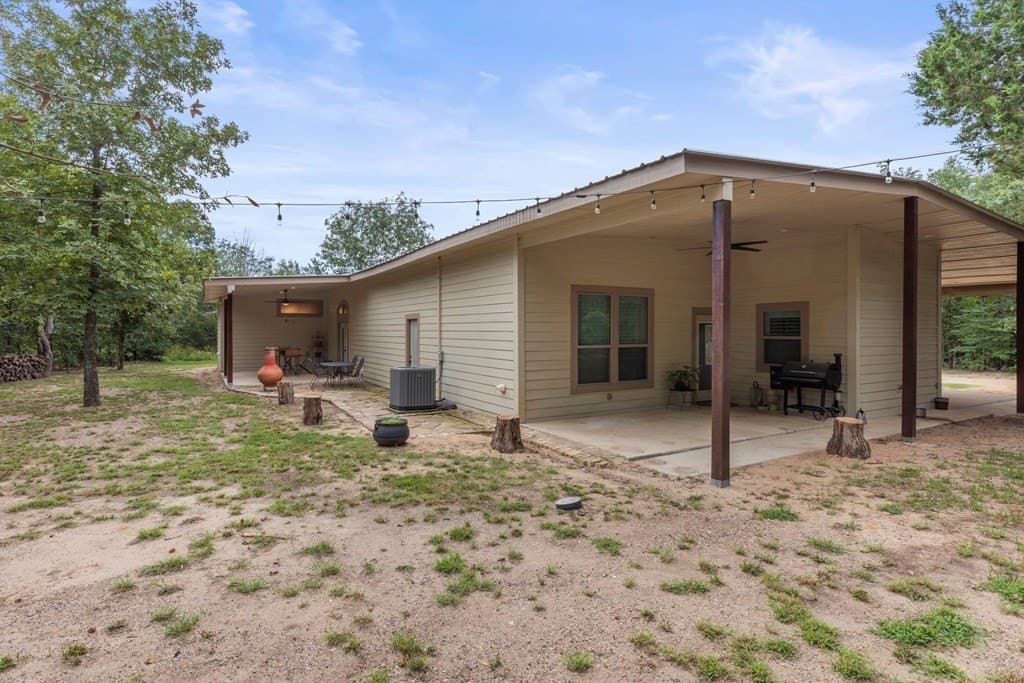 18.95 acres in Henderson County - photo 34