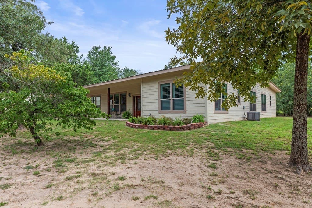 18.95 acres in Henderson County - photo 32