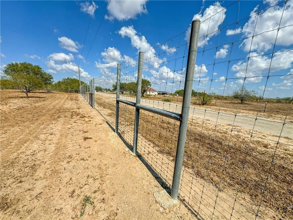 5.14 acres in Jim Wells County - photo 9