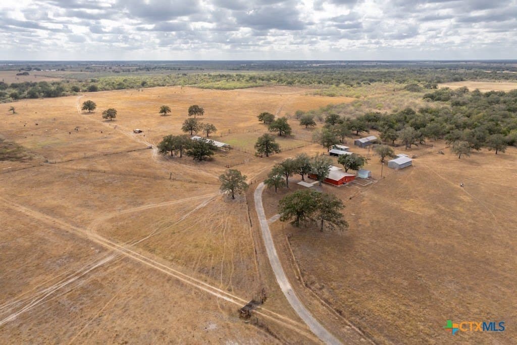 238.5 acres in Gonzales County - photo 18
