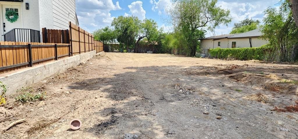 0.17 acres in Maverick County - photo 2