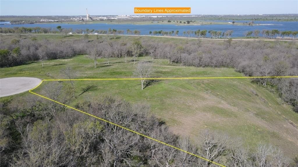 3.04 acres in Navarro County - photo 8