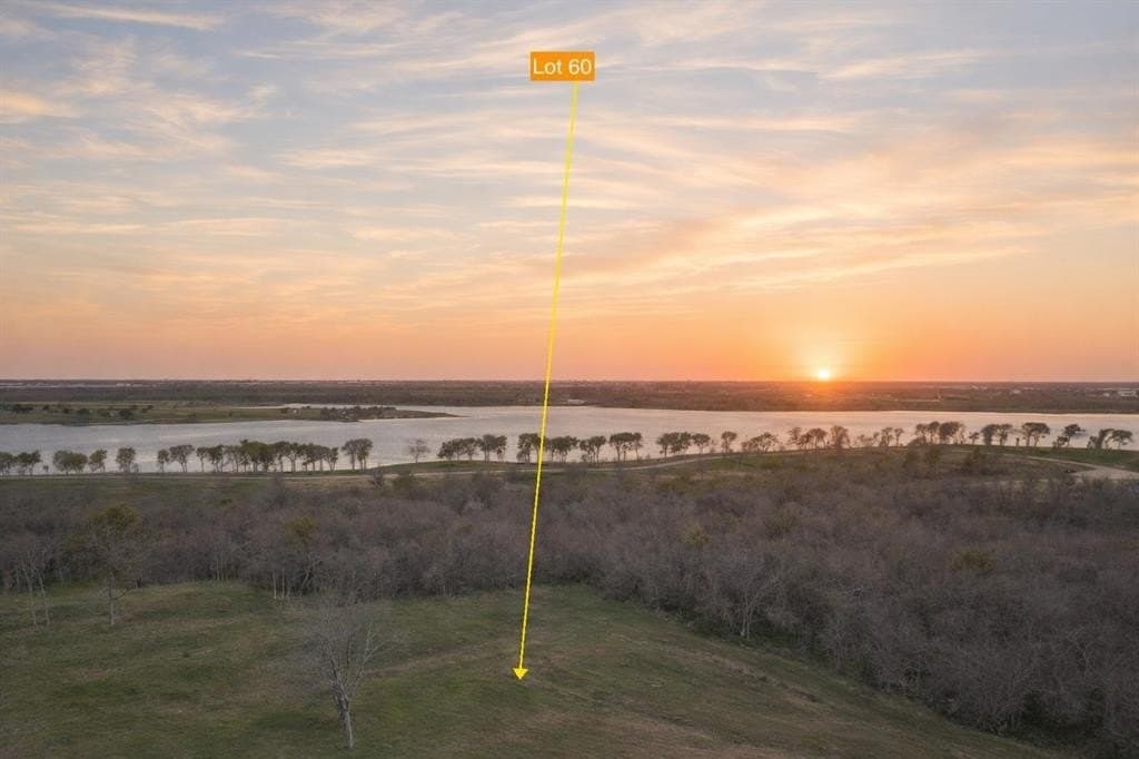 3.04 acres in Navarro County - photo 2