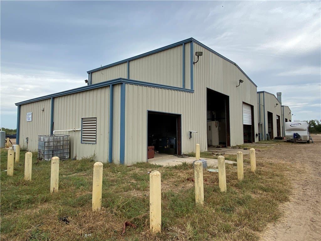 10.16 acres in Victoria County - photo 9