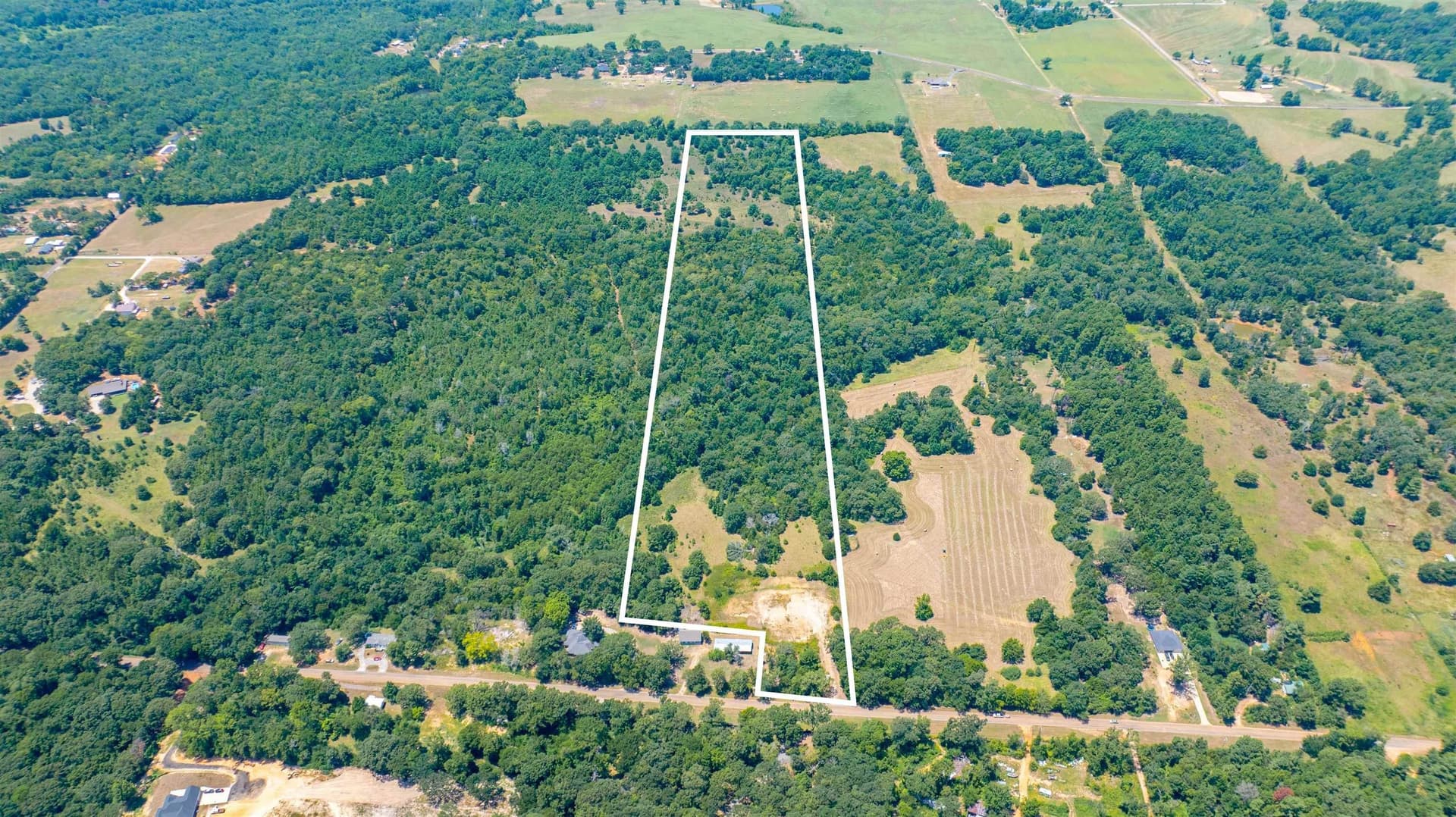 24.91 acres in Smith County - photo 4