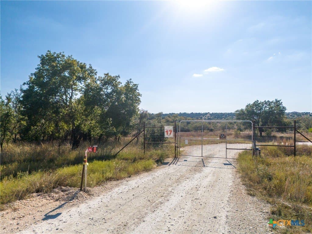 10.01 acres in Lampasas County - photo 5