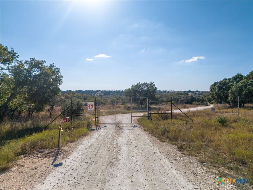 10.01 acres in Lampasas County - photo 4