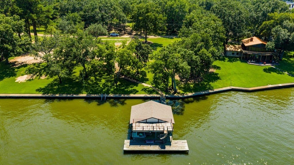 0.2 acres in Henderson County - photo 4