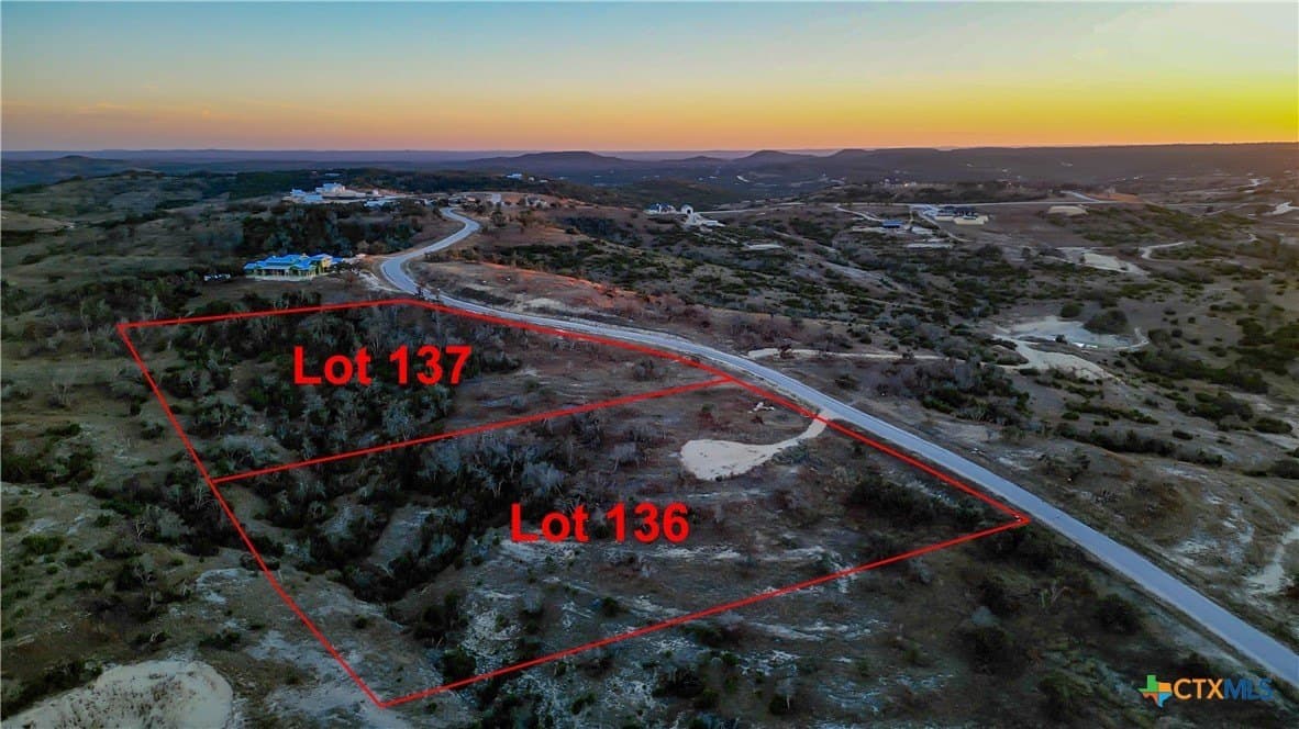 5 acres in Blanco County - photo 2