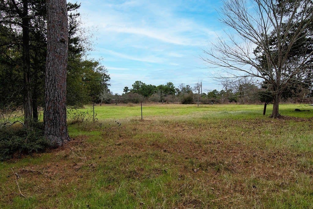 3.16 acres in Fayette County - photo 5