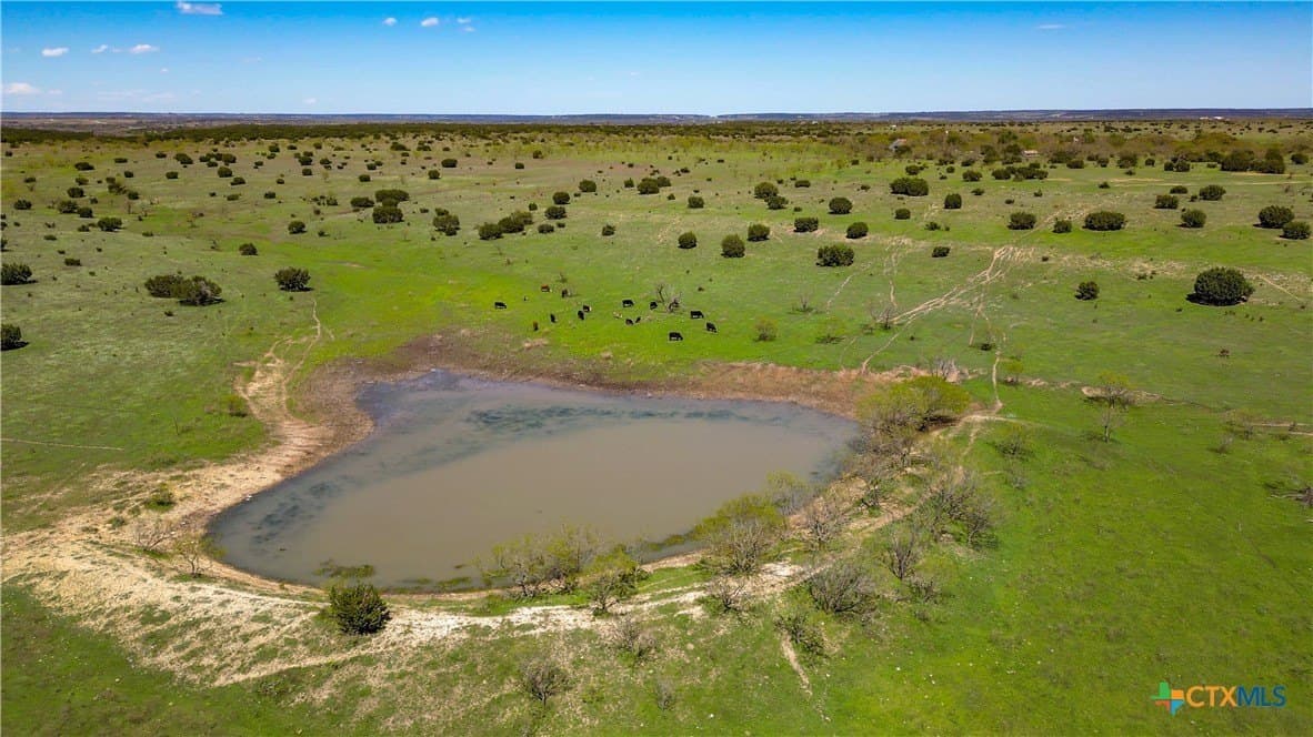 686.04 acres in Lampasas County - photo 15