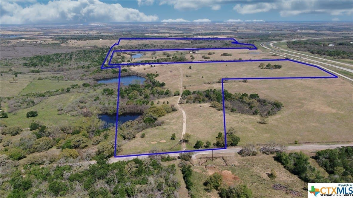 341.85 acres in Guadalupe County - photo 23