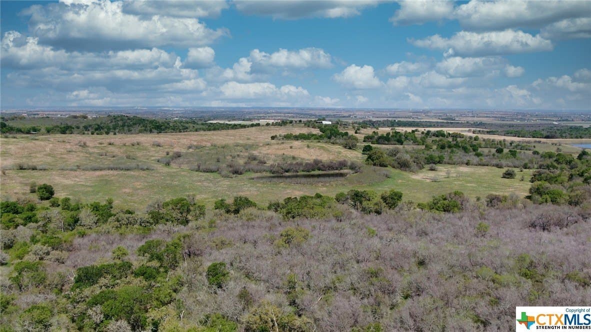 341.85 acres in Guadalupe County - photo 17