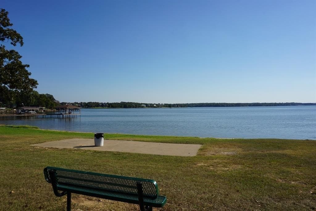 0.3 acres in Henderson County - photo 10