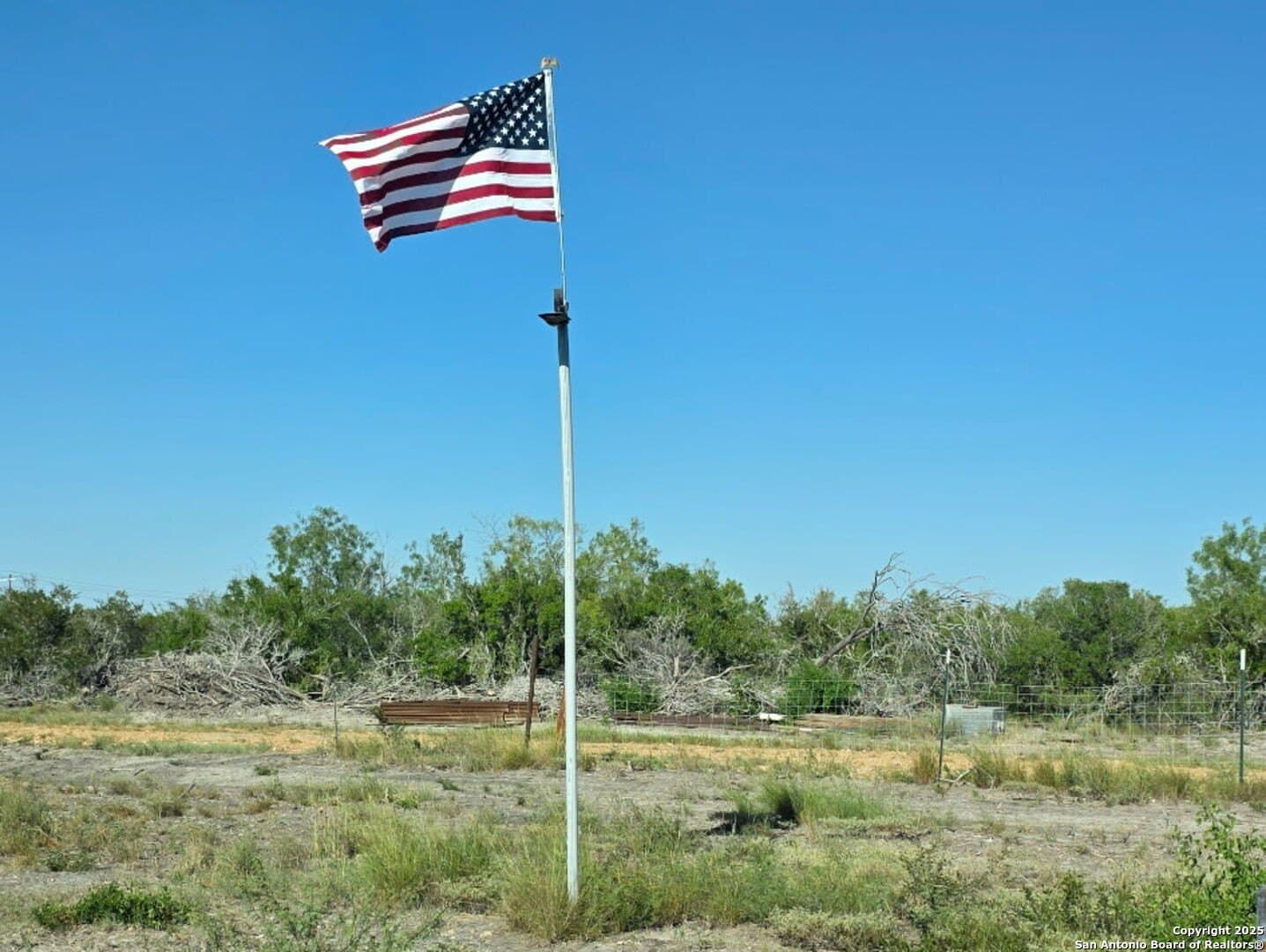 19.71 acres in McMullen County - photo 6