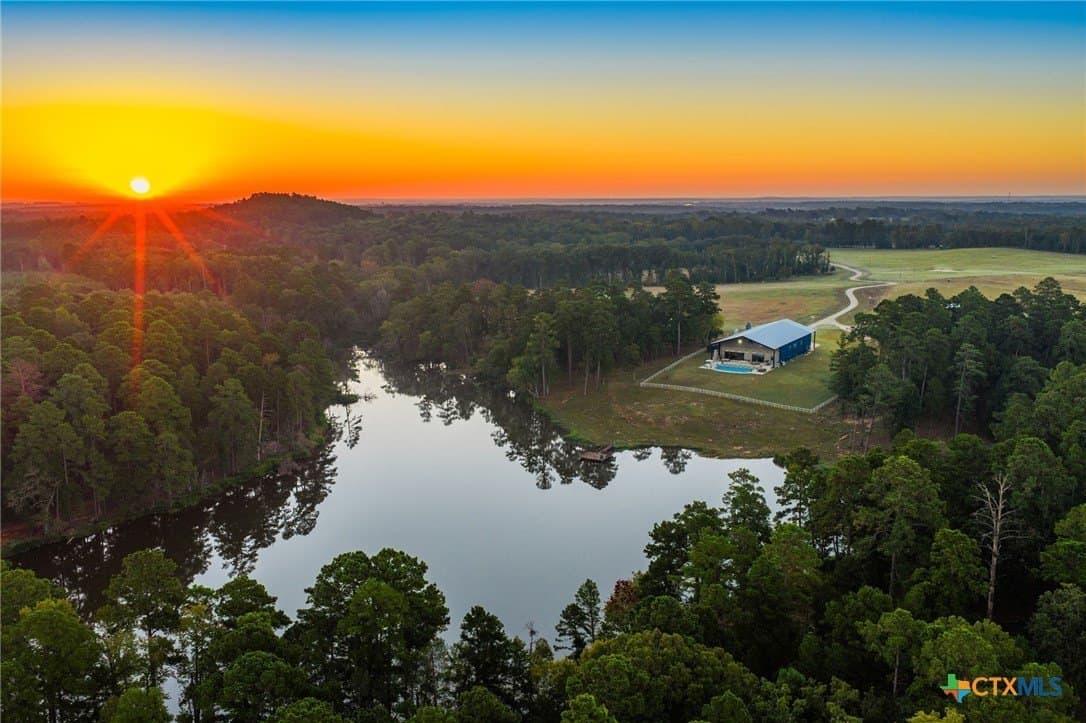 495 acres in Smith County - photo 20