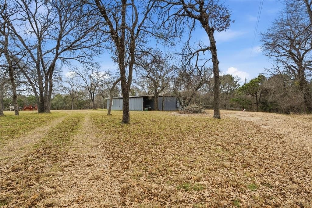 11.85 acres in McLennan County - photo 6
