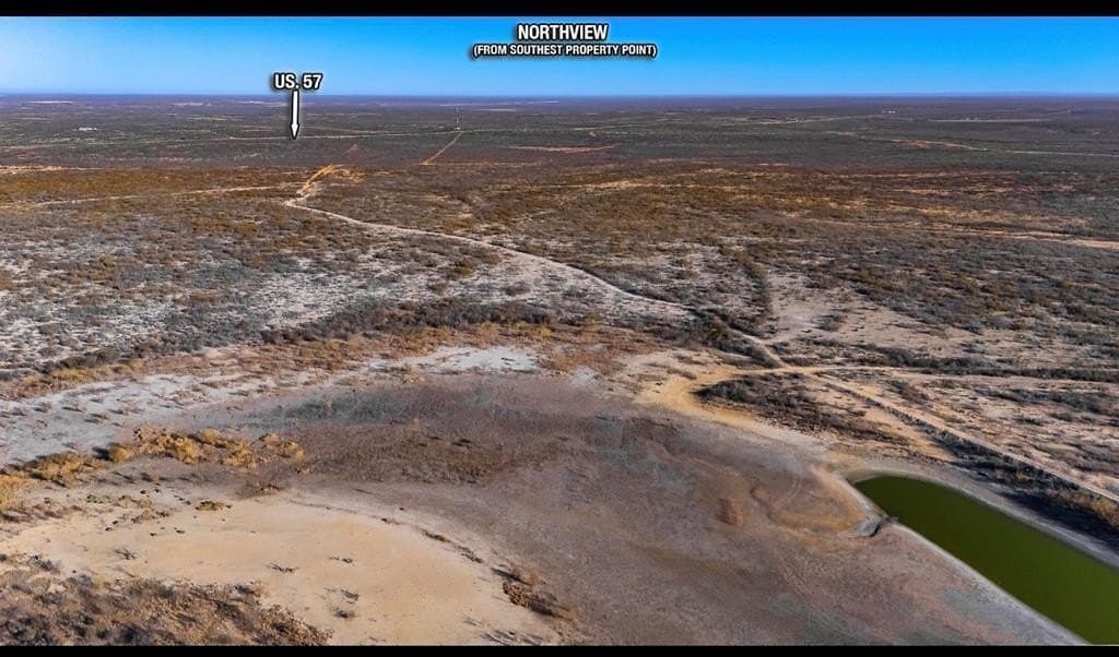 575 acres in Maverick County - photo 2