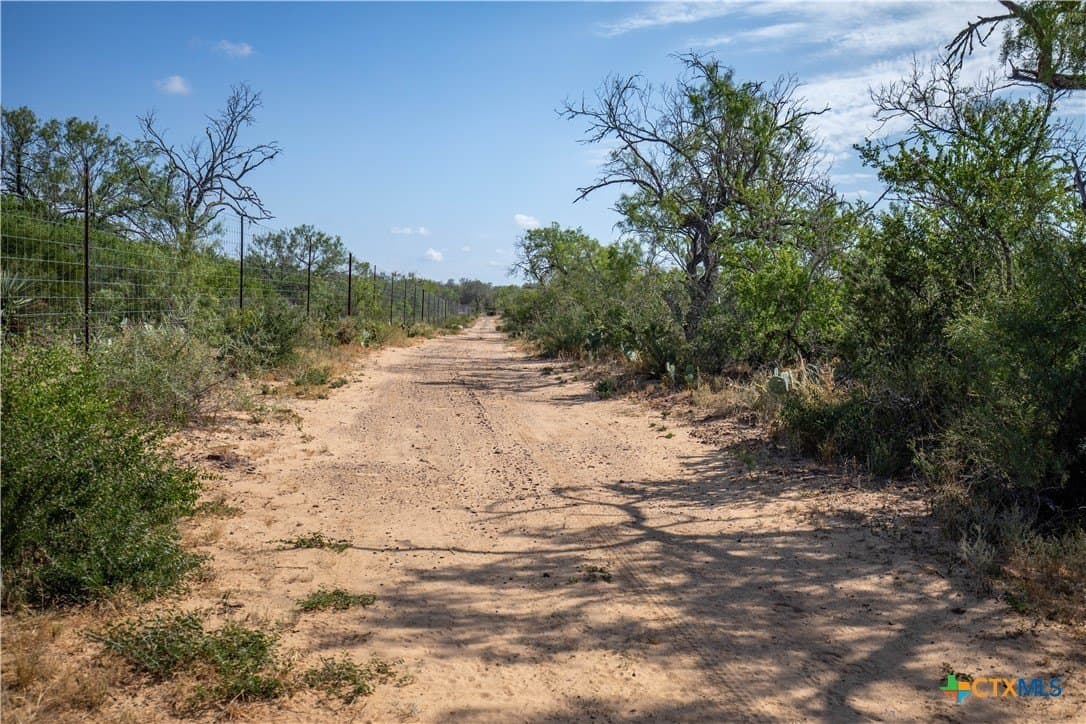 26.99 acres in Atascosa County - photo 31