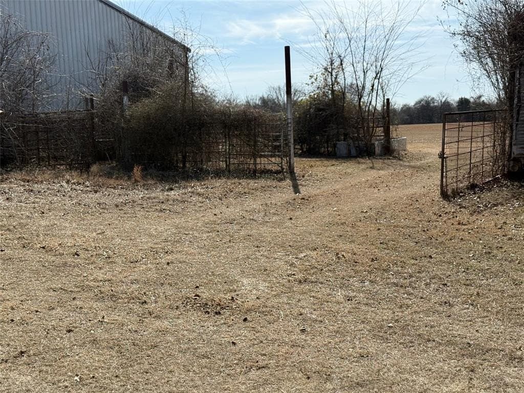 18.38 acres in Johnson County - photo 32