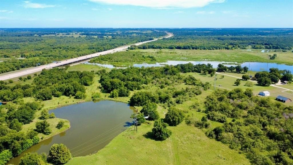 18.95 acres in Navarro County - photo 5