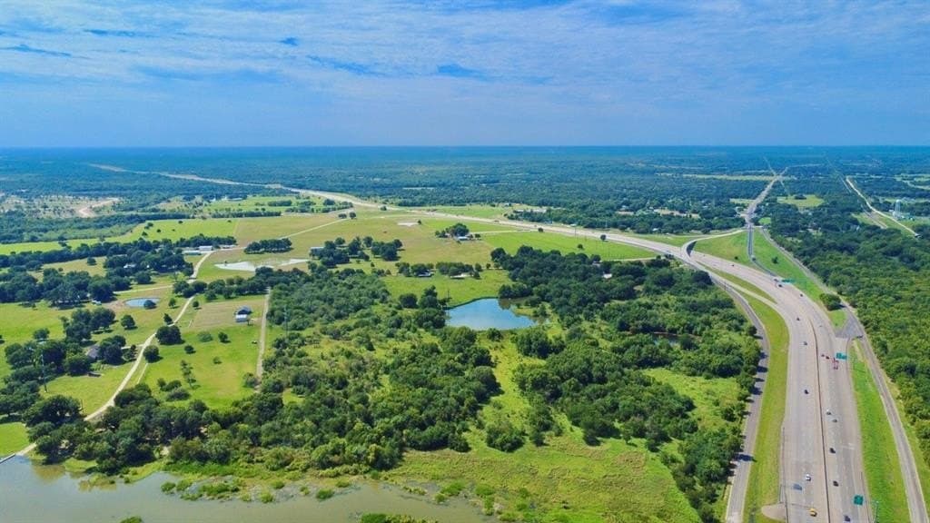 18.95 acres in Navarro County - photo 19