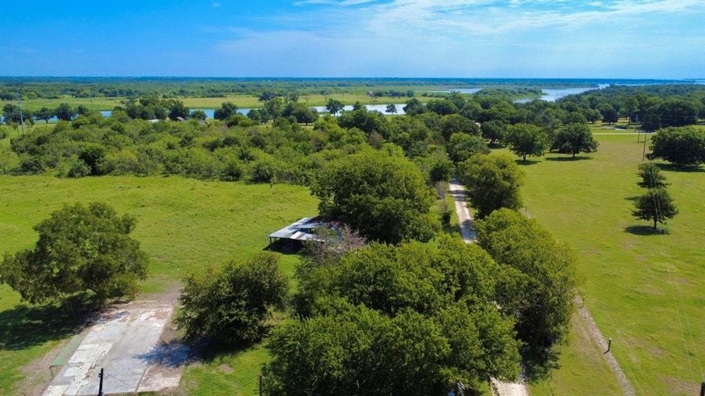 18.95 acres in Navarro County - photo 24