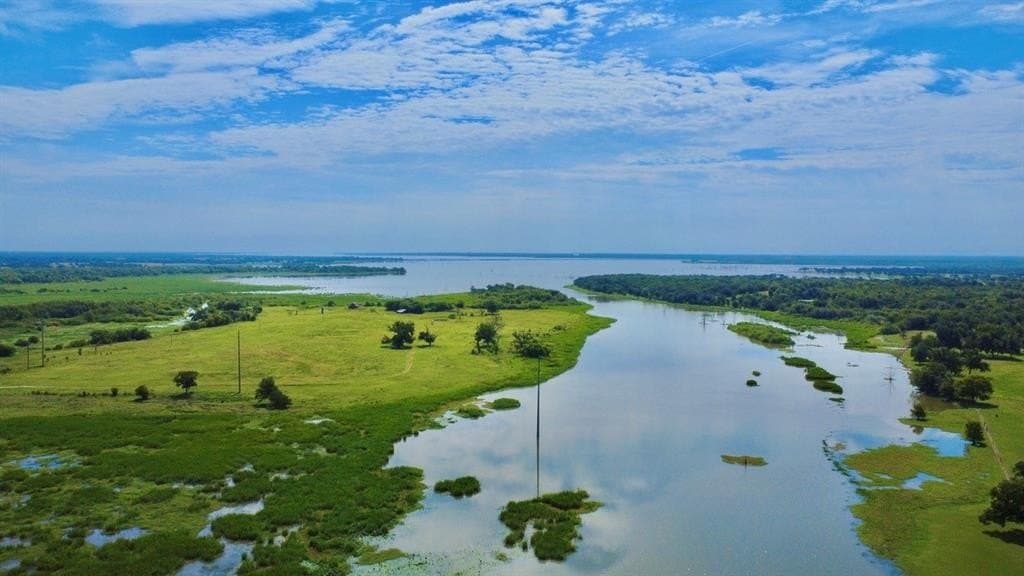 18.95 acres in Navarro County - photo 22