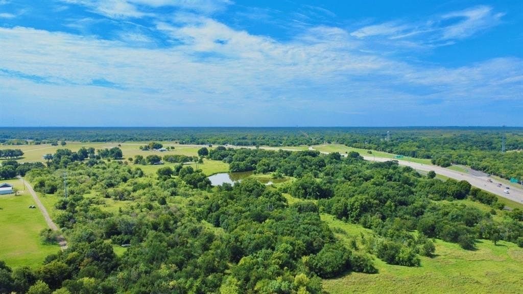 18.95 acres in Navarro County - photo 28