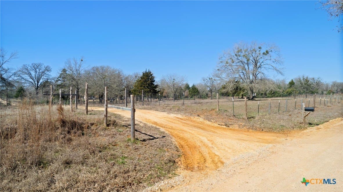 10.92 acres in Burleson County - photo 7