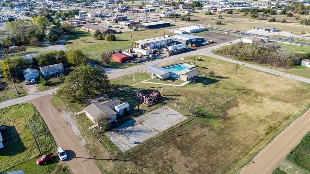 0.48 acres in Henderson County - photo 24