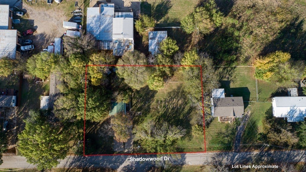 0.48 acres in Henderson County - photo 8