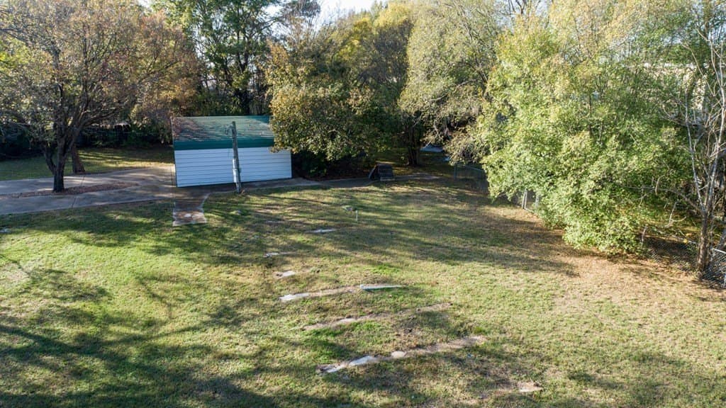 0.48 acres in Henderson County - photo 5