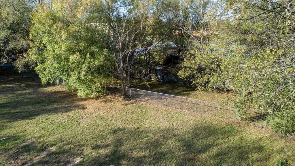 0.48 acres in Henderson County - photo 7