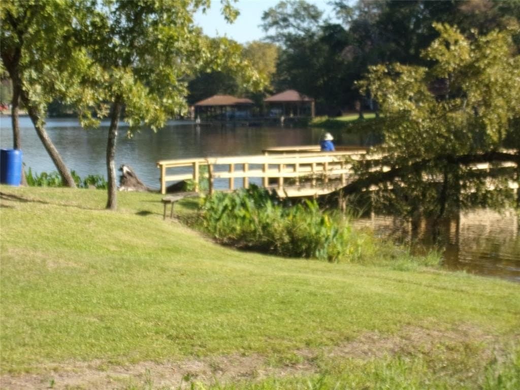 0.18 acres in Van Zandt County - photo 13