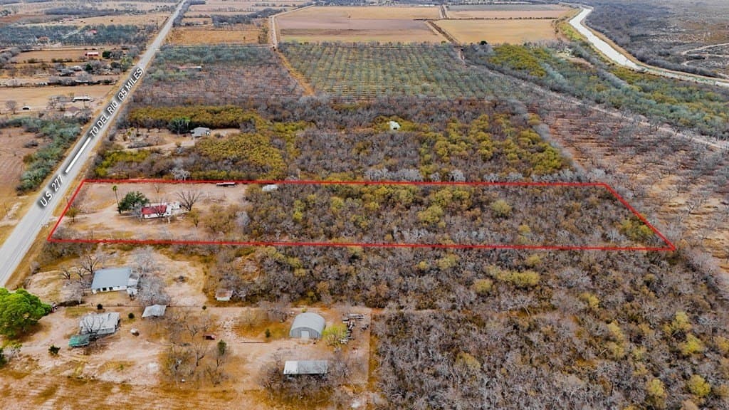 283,575 acres in Maverick County - photo 48