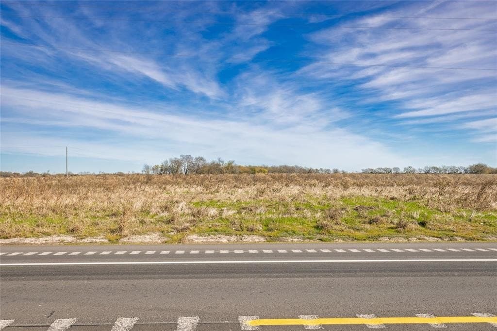 10.1 acres in Hunt County - photo 4