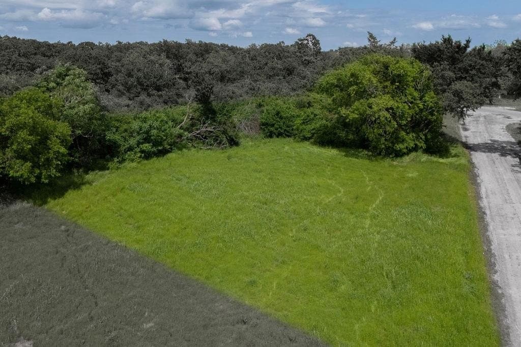 0.19 acres in Kaufman County - photo 11