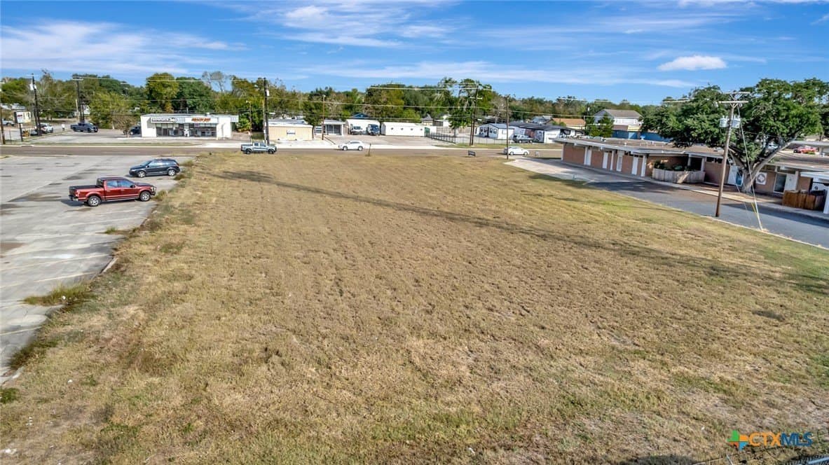 13.9 acres in Victoria County - photo 25