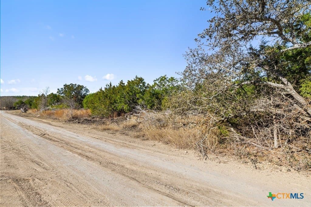 13.33 acres in Travis County - photo 22