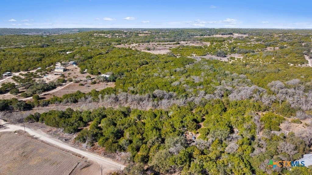 13.33 acres in Travis County - photo 3