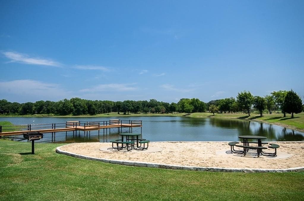 1.14 acres in Navarro County - photo 38