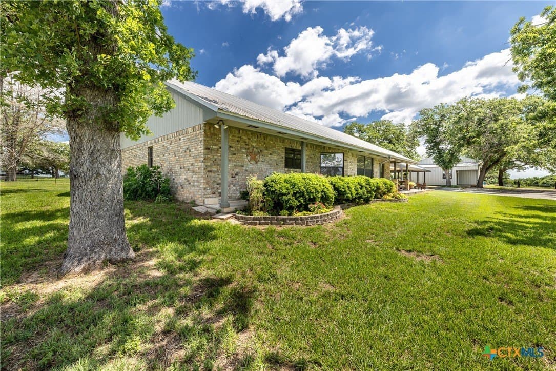 30.03 acres in Gonzales County - photo 31