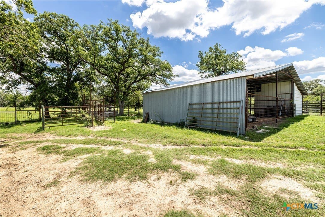 30.03 acres in Gonzales County - photo 44