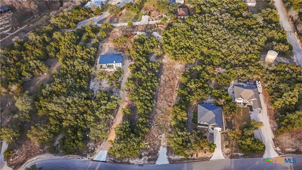0.6 acres in Comal County - photo 2
